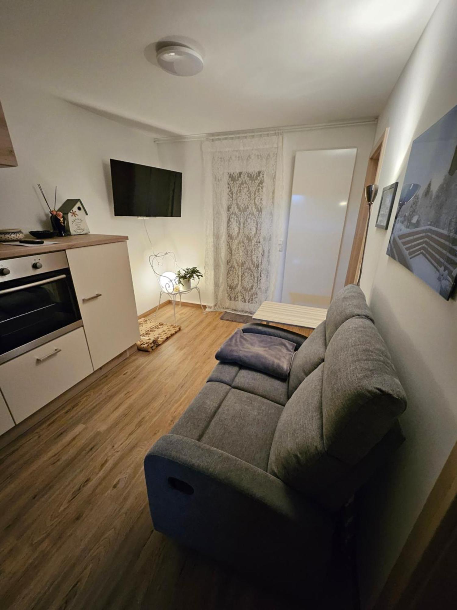 Modern, Ruhig, Gemuetlich Inmitten Der Rhoen Appartement Rippershausen Buitenkant foto